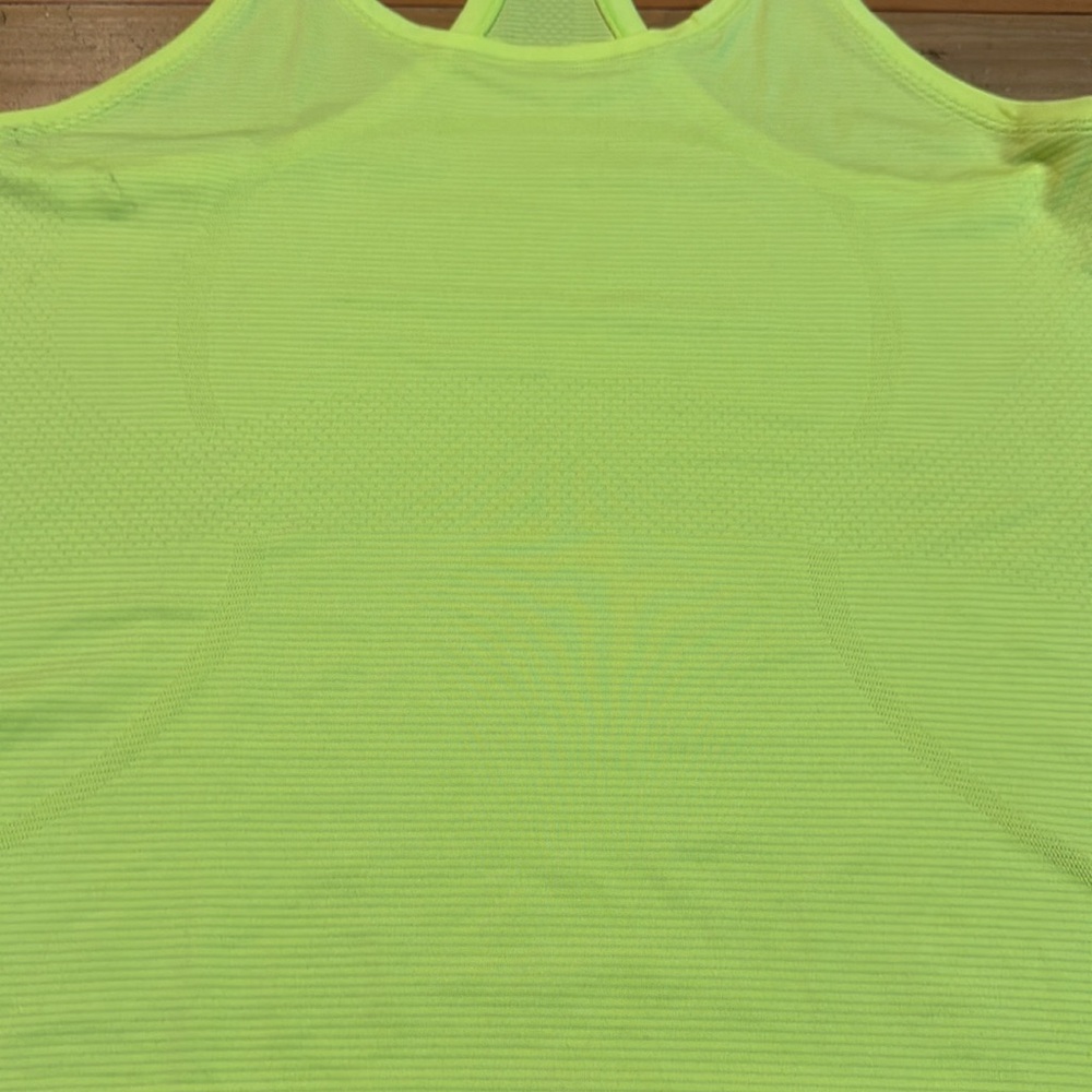 Swiftly Tech Racerback Tank Top 2.0 - Picture 3 of 4